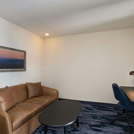 Fairfield Inn & Suites Kansas City Airport Dış mekan fotoğraf