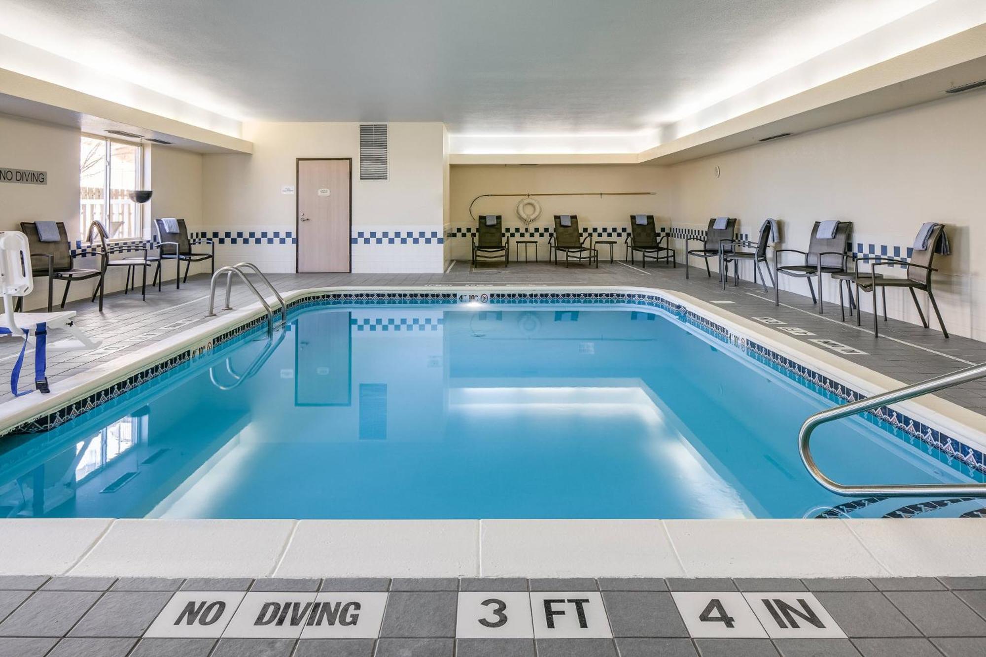 Fairfield Inn & Suites Kansas City Airport Dış mekan fotoğraf