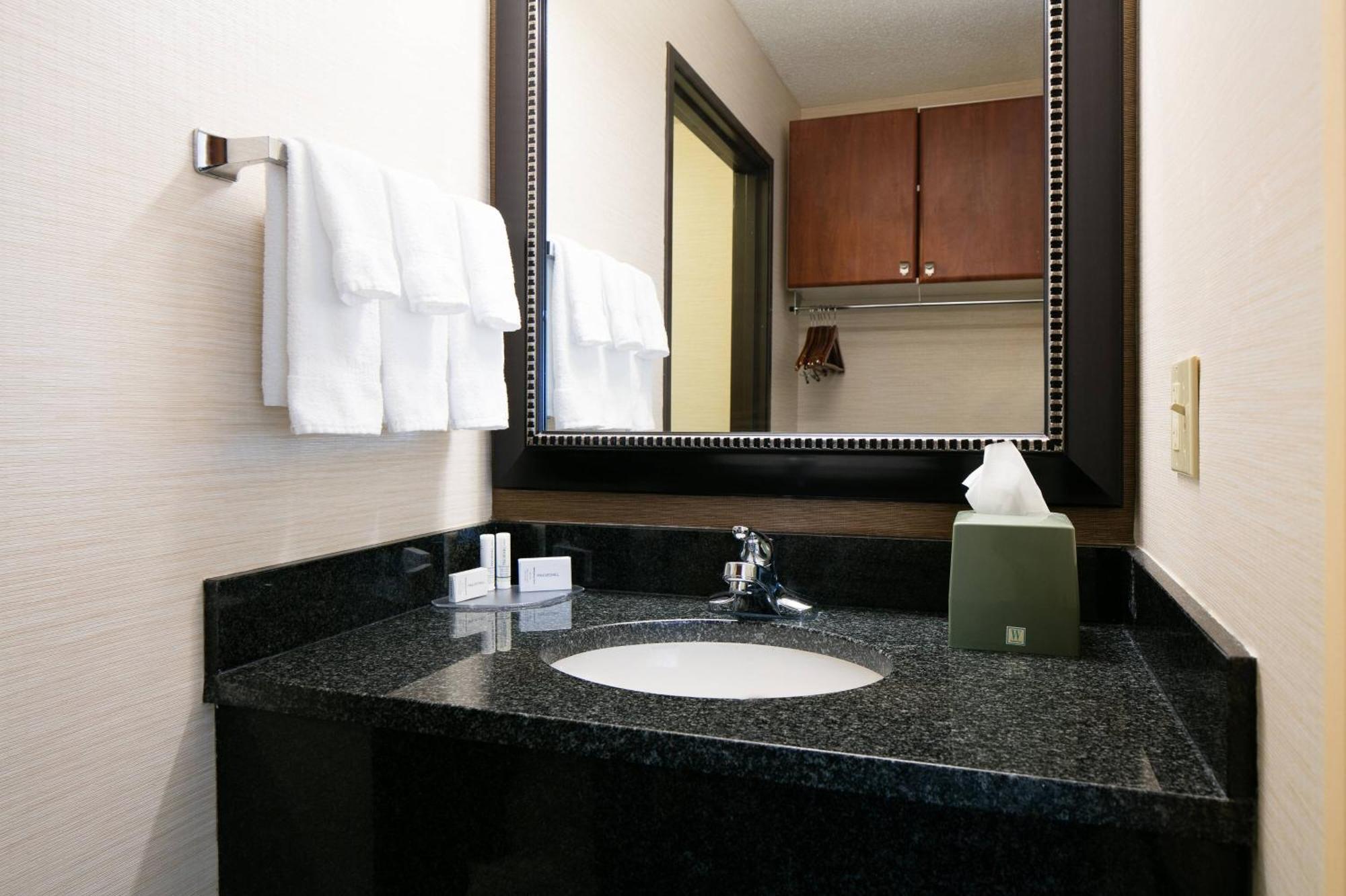 Fairfield Inn & Suites Kansas City Airport Dış mekan fotoğraf