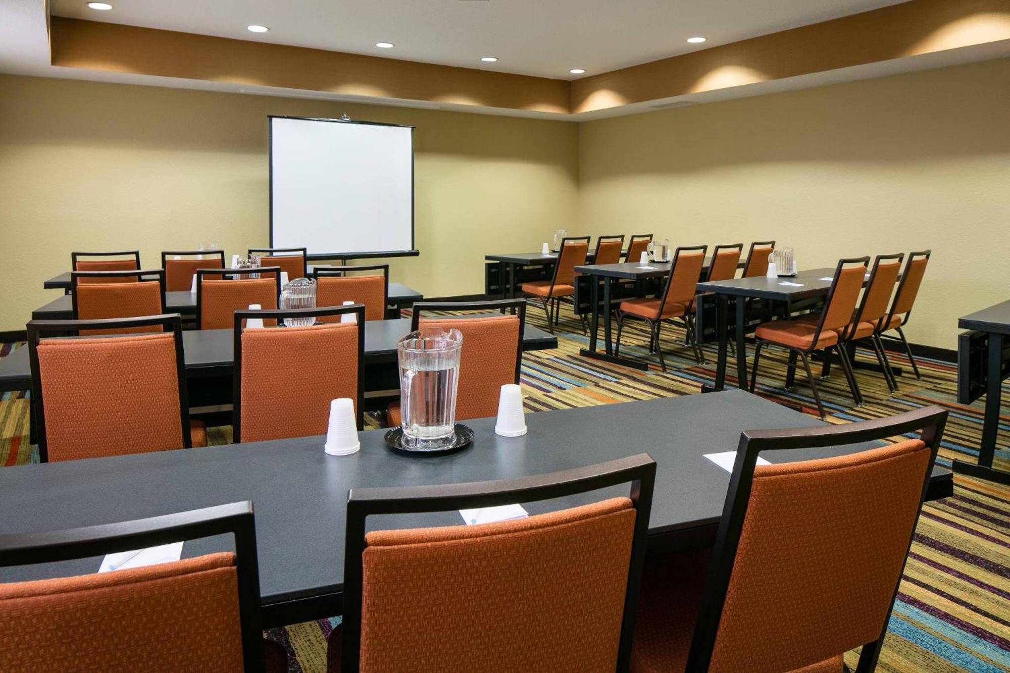 Fairfield Inn & Suites Kansas City Airport Dış mekan fotoğraf
